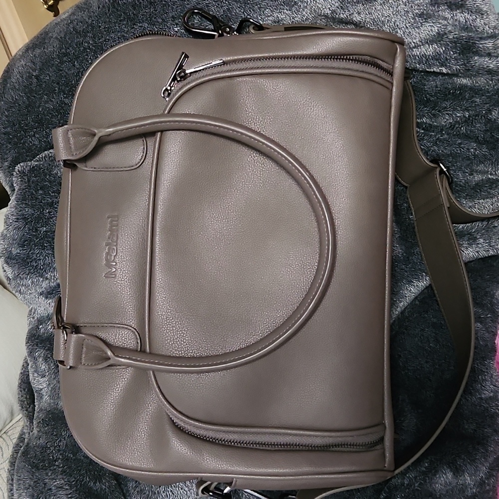 Awesome work bag with built in lunch pouch.